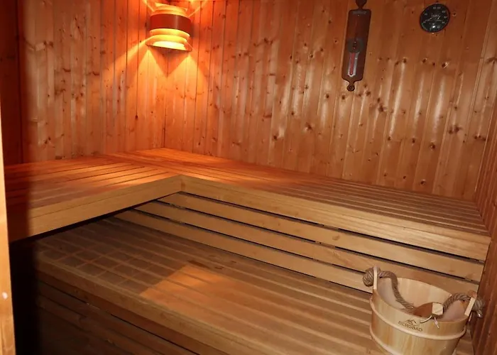 Family-friendly Oasis With Sauna & Terrace Appartement Mettmann